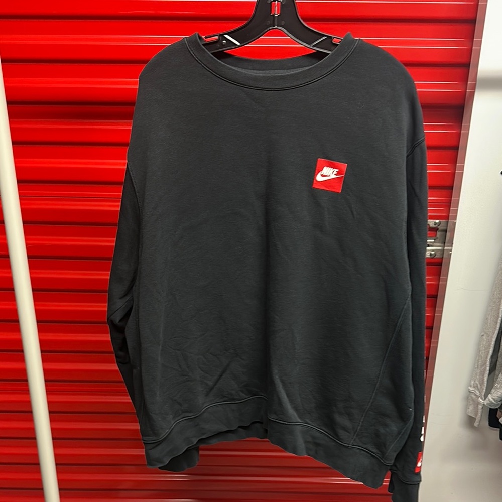 Nike Men's Black Sweater